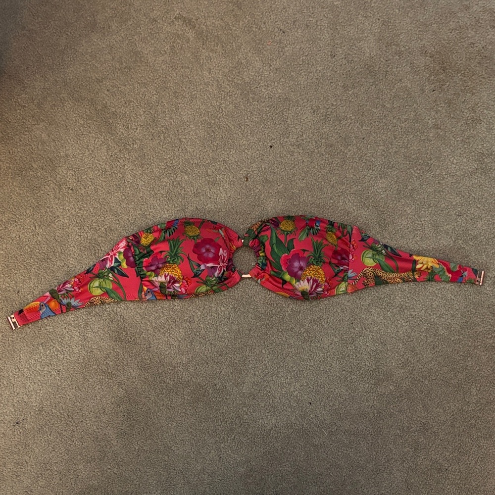 H&M Pink Floral Bikini Top